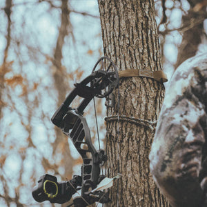 Latitude Bow Bite Hanger