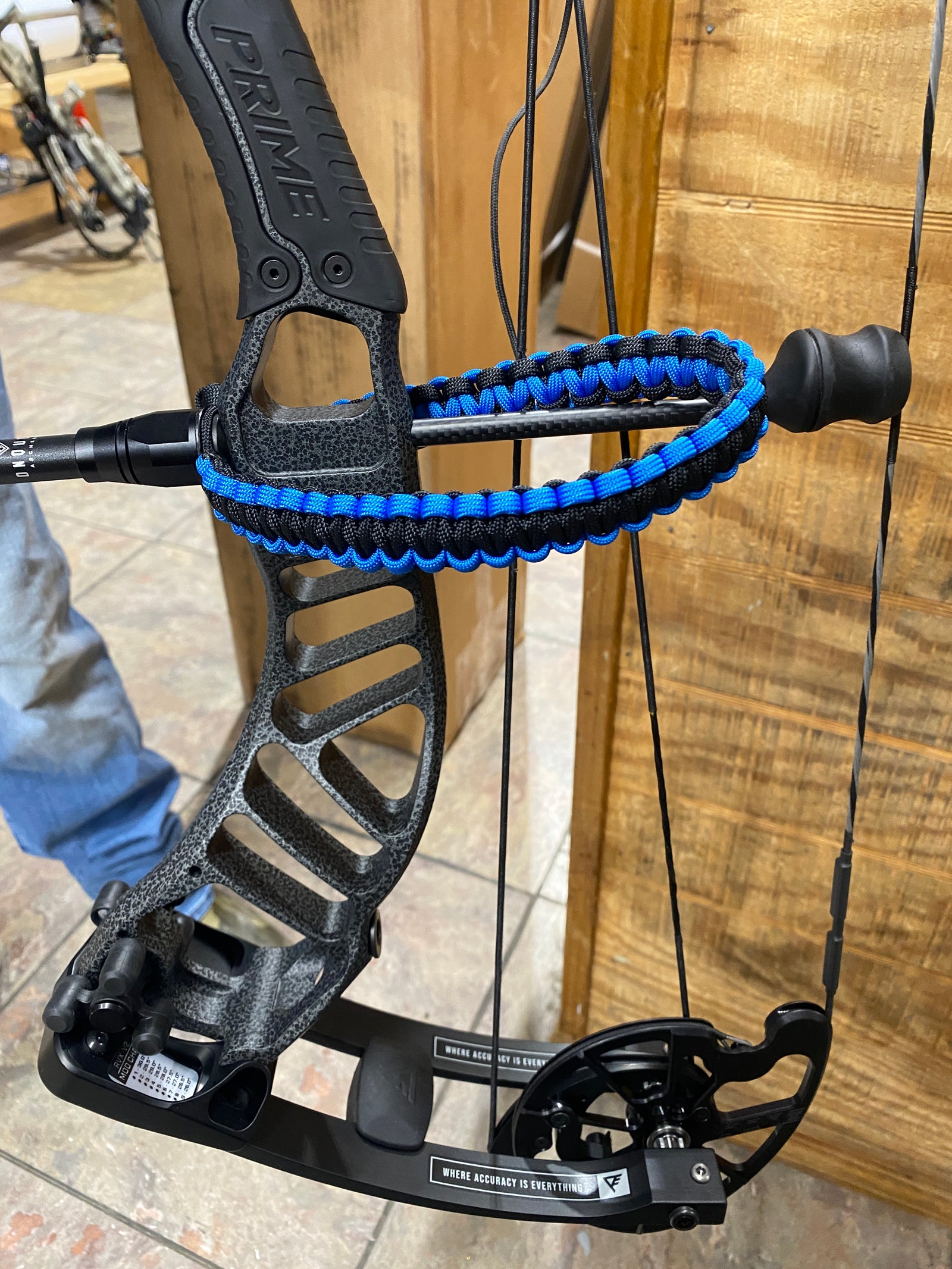 Bowtreader Handmade Custom Wrist Sling