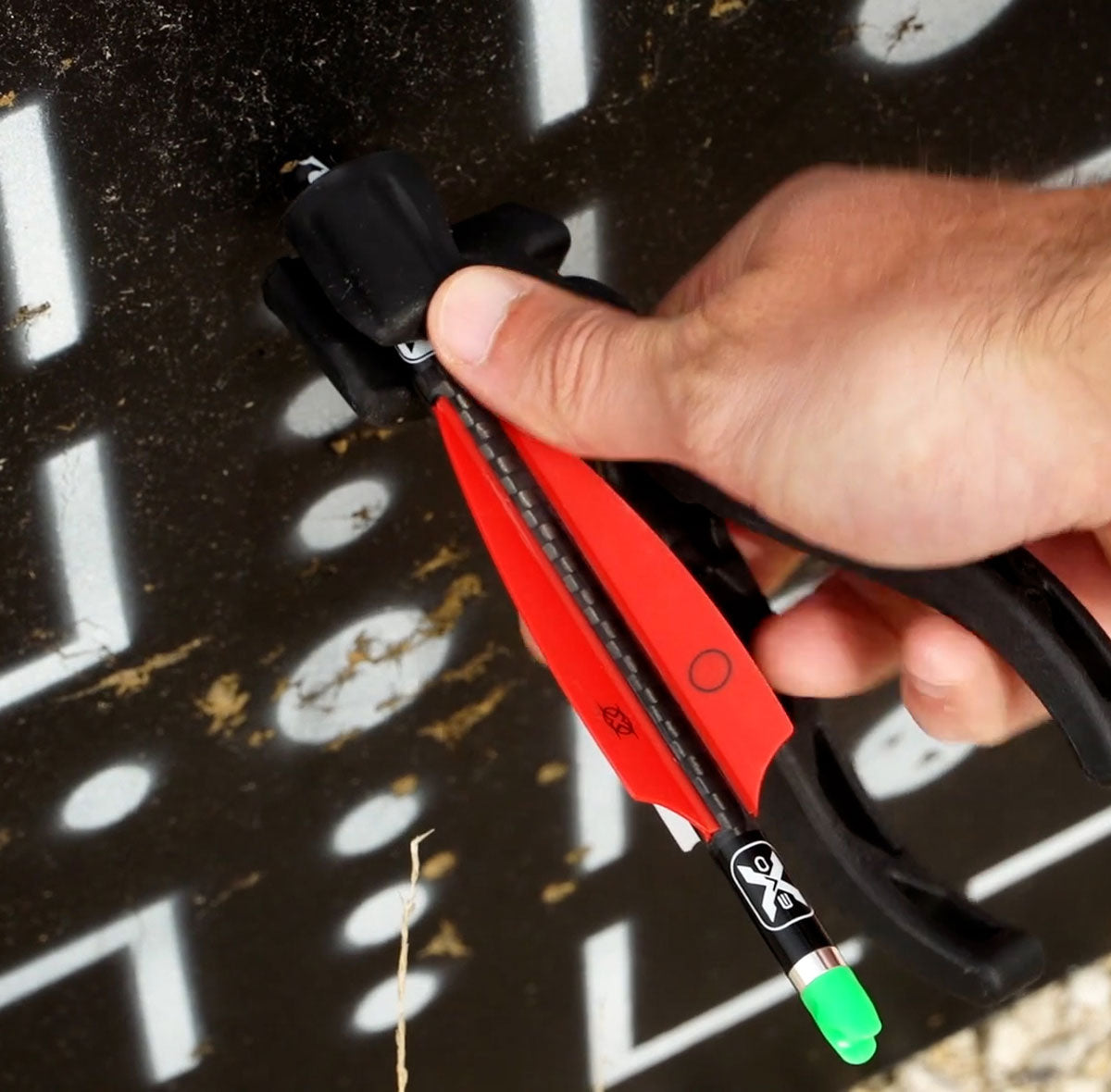 TenPoint Bednar Perfect Puller 2.0 with Alpha-Blaze Lighted Nock Deactivator